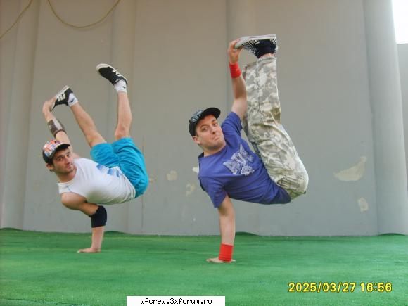 :) crazy    myshu aiurea